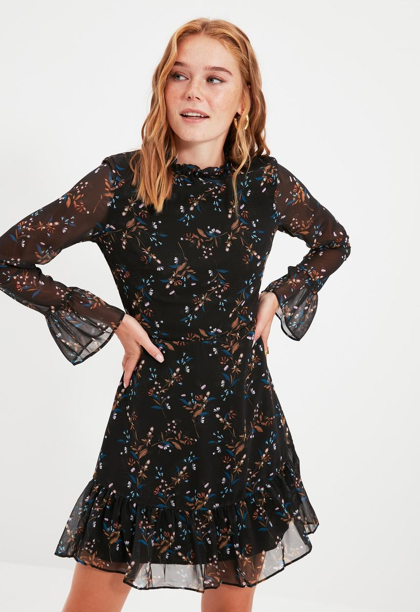 Trendyol - Floral pattern dress - black