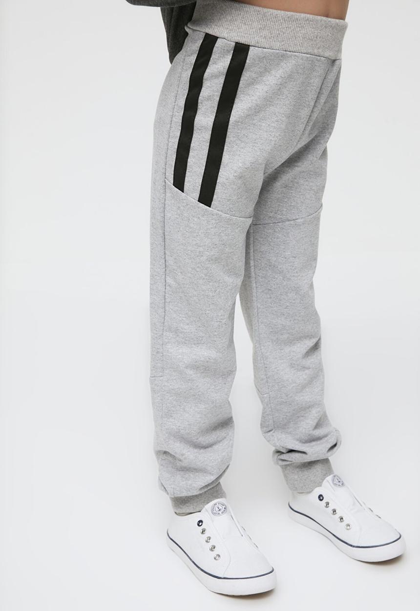 Trendyol - 2-stripe jogger - gray