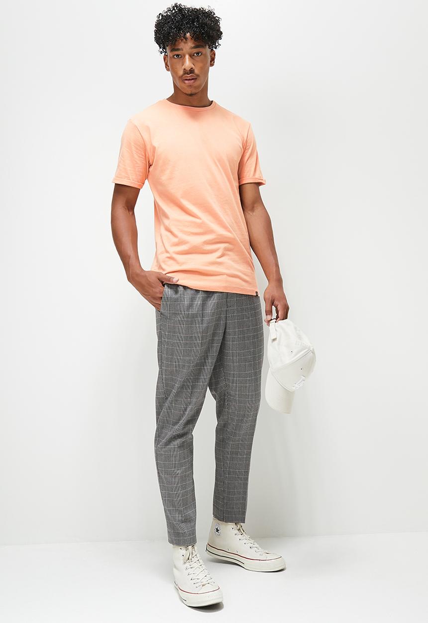 STYLE REPUBLIC - El cap crew neck roll sleeve tee - dusty pink