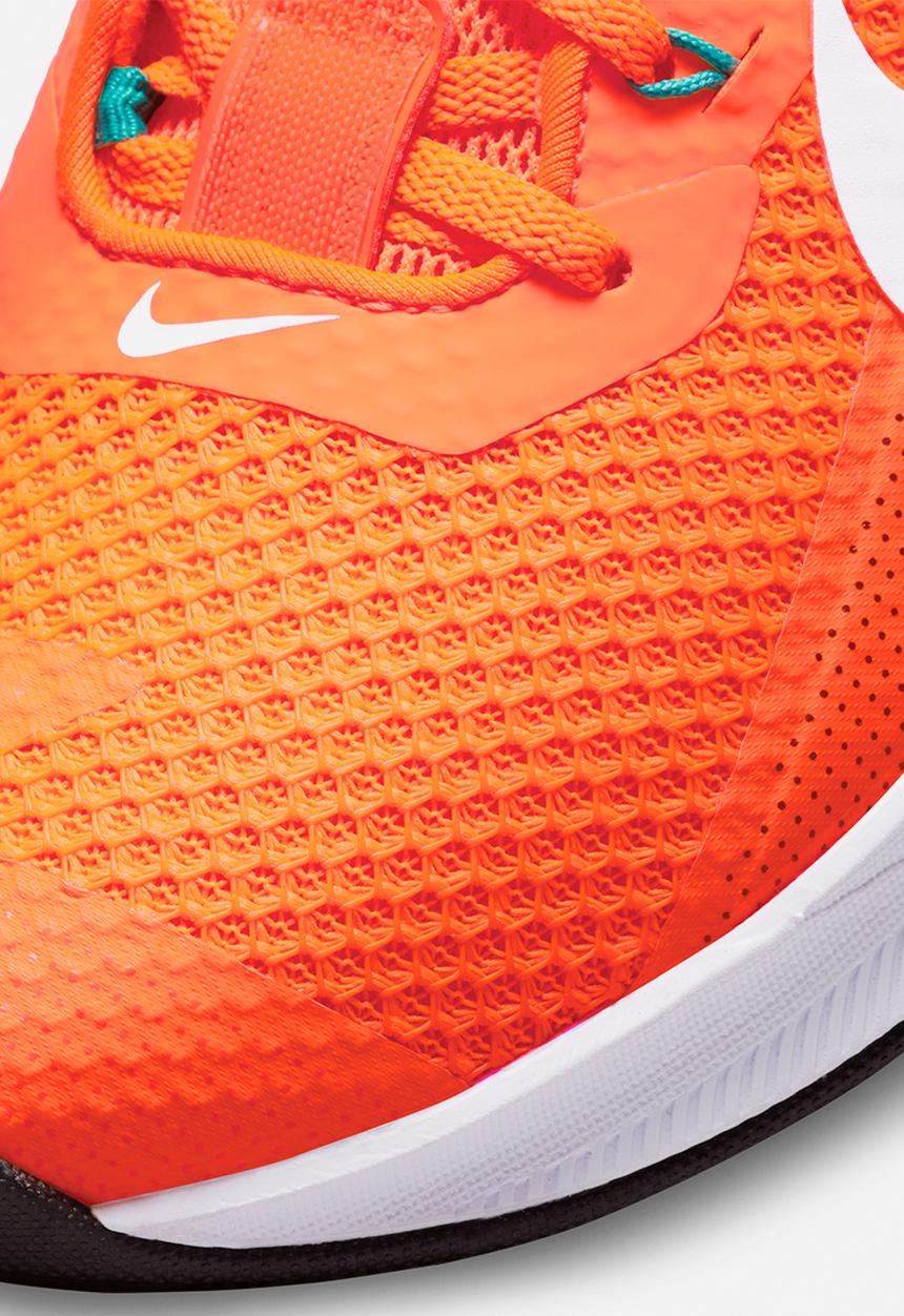 Nike - Metcon 7 - total orange/white-dk smoke grey
