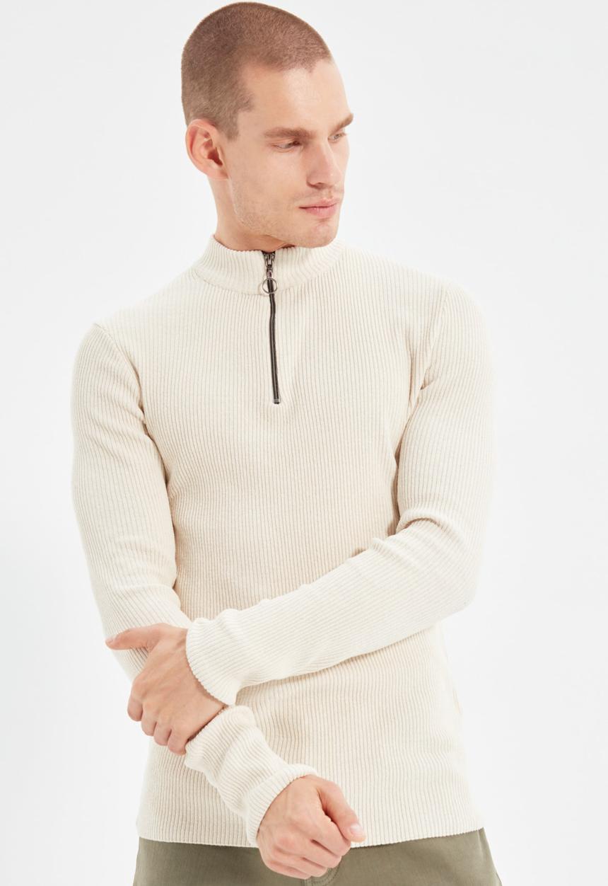 Trendyol - Jarred slim fit quarter zip knit - ecru