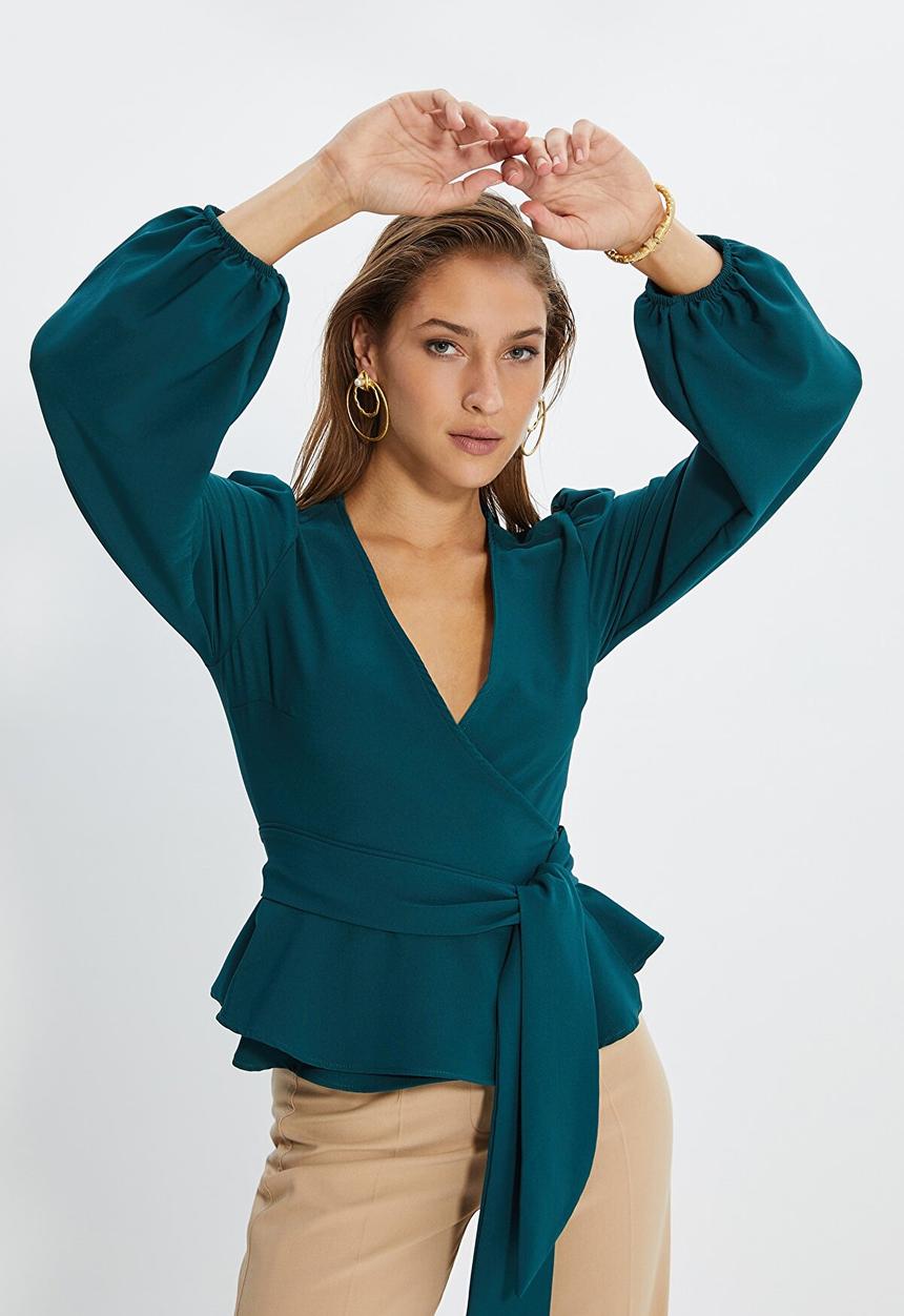 Trendyol - Belted double breasted collar blouse - emerald green