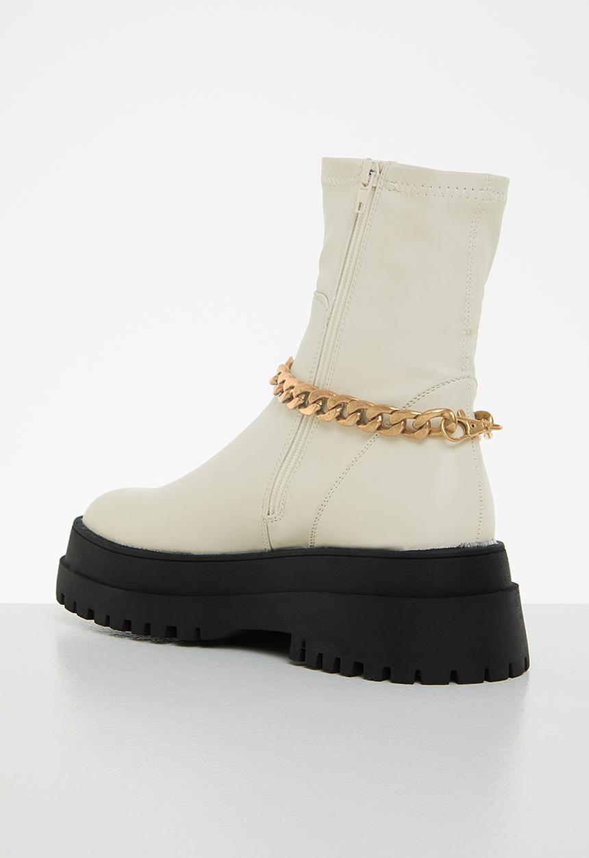 Public Desire - Tessa chunky chain ankle boot - ecru