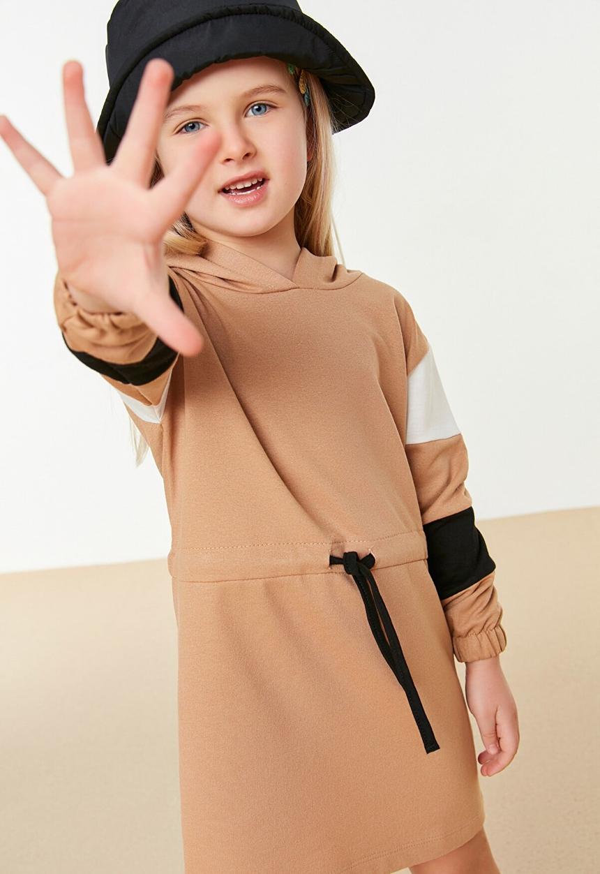 Trendyol - Girls long sleeve dress - camel