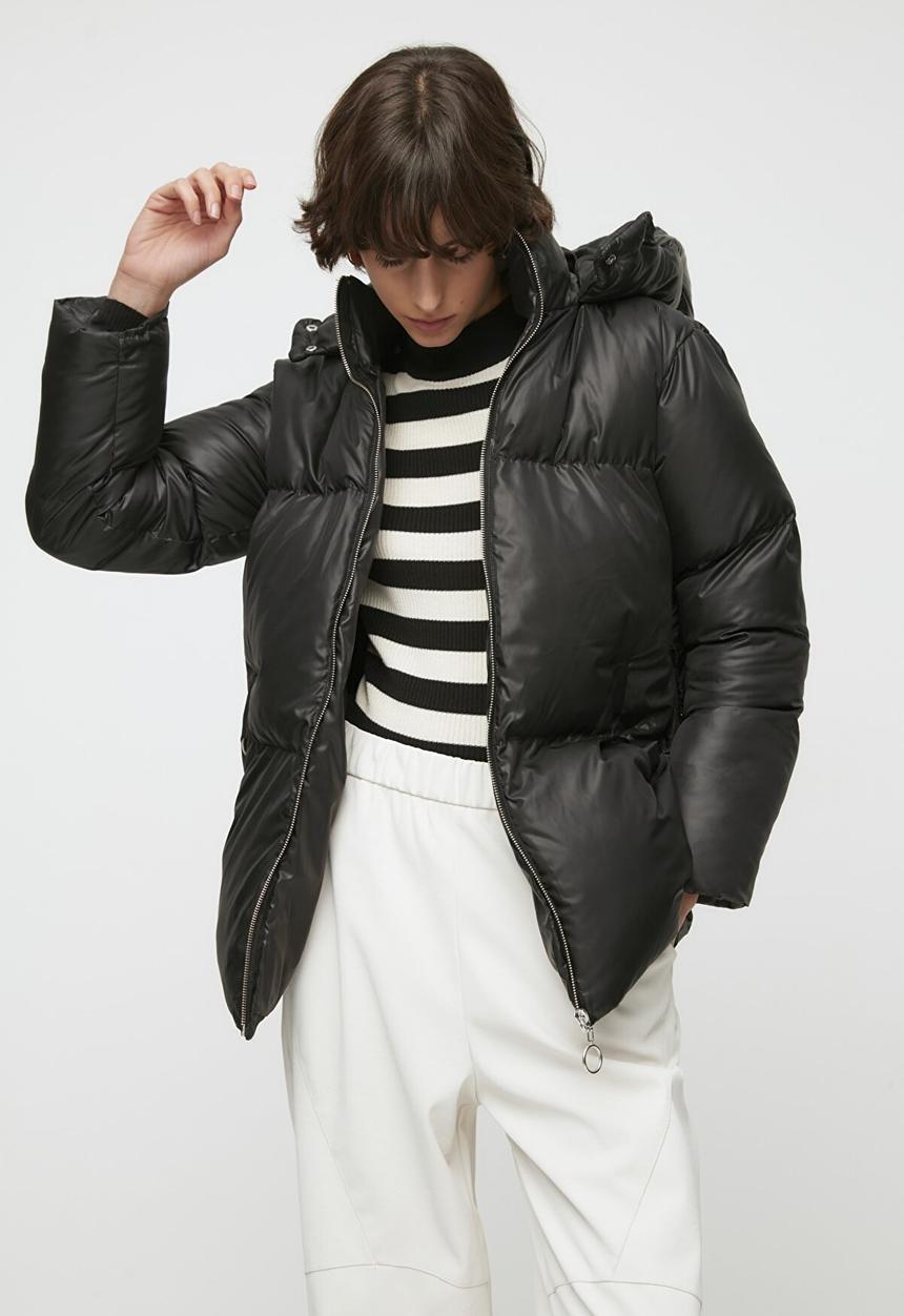 Trendyol - Oversized hooded coat - black