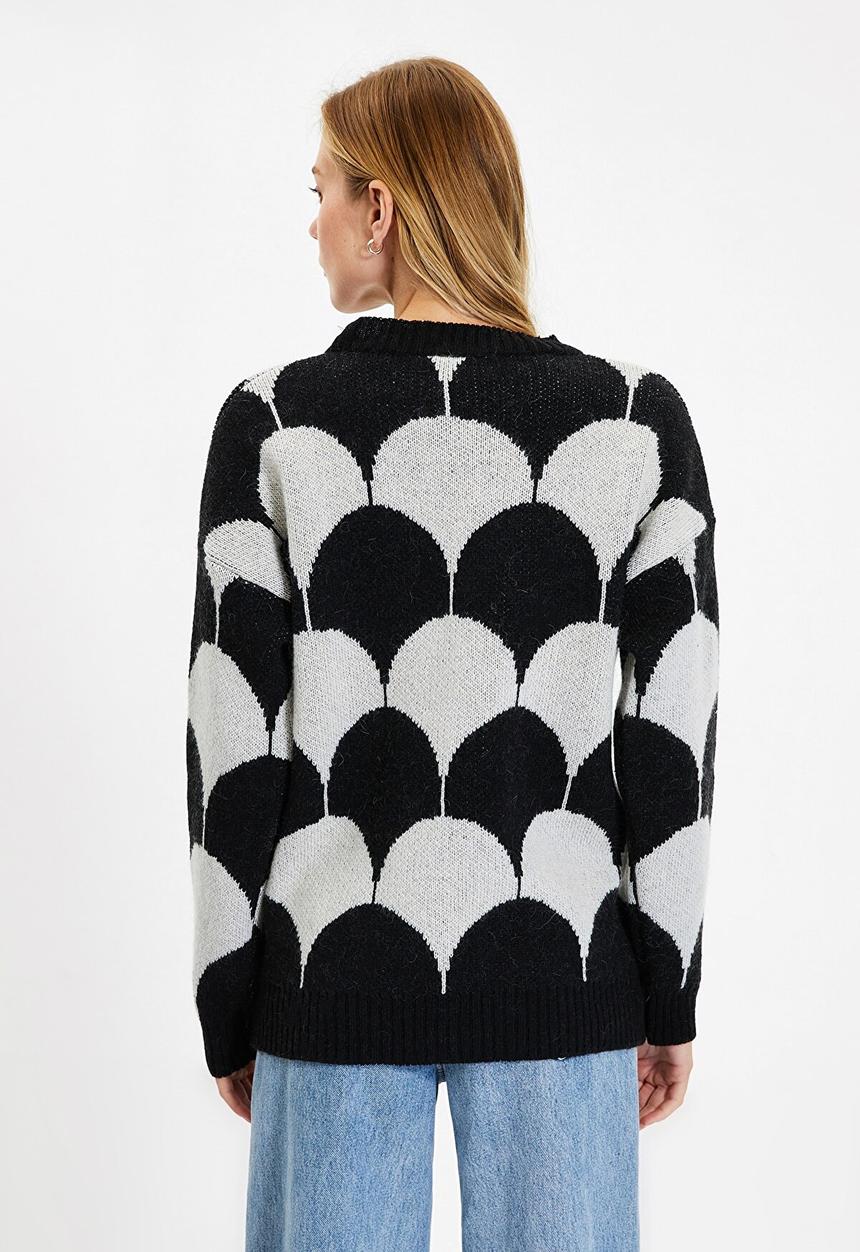 Trendyol - Oversize jacquard knitwear sweater - ecru/black