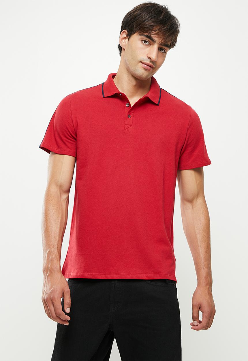 GUESS - Pique short sleeve tape polo - red