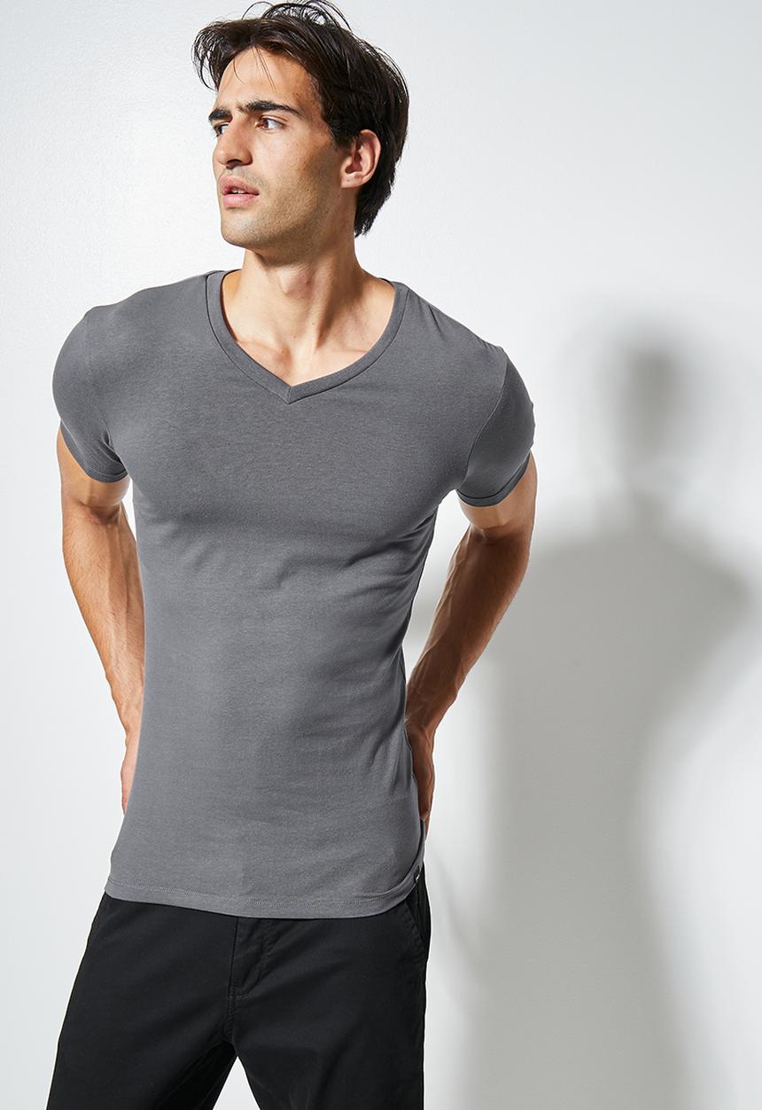 Superbalist - James muscle fit vee neck tee - charcoal grey