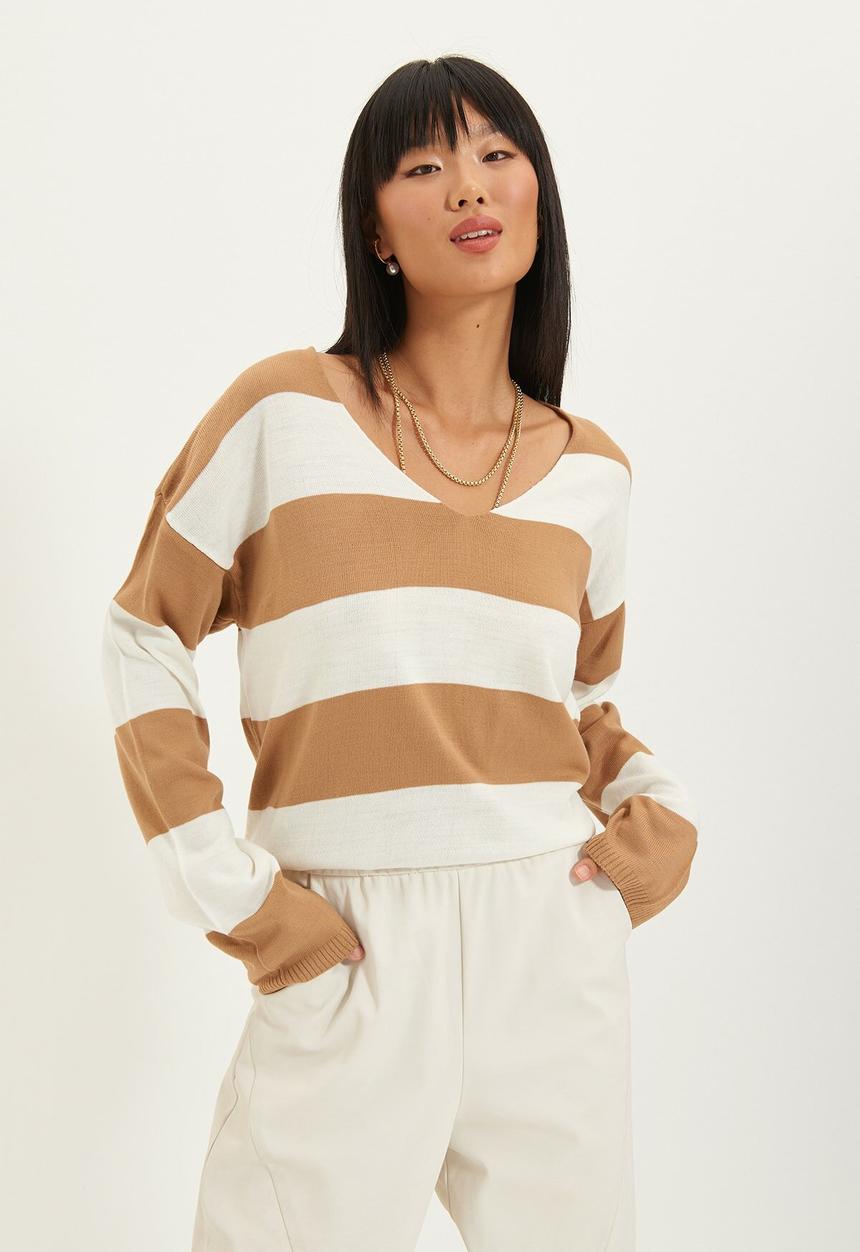 Trendyol - V-neck color block knitwear sweater - camel