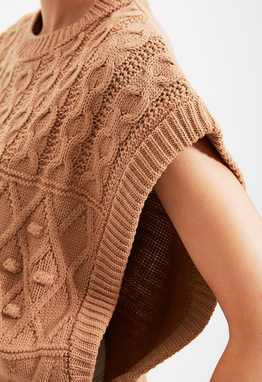 Trendyol - Knitted detailed knit sweater - camel