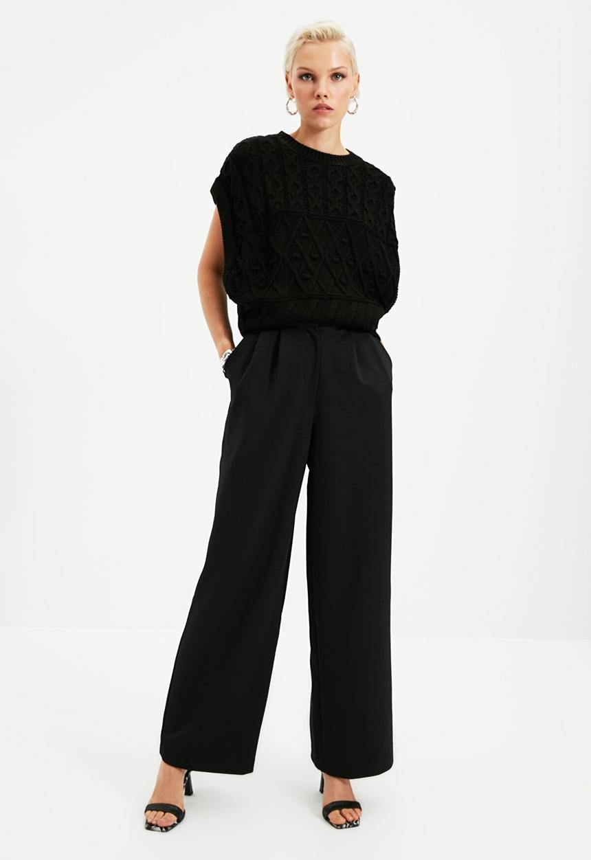 Trendyol - Knitted detailed knit sweater - black