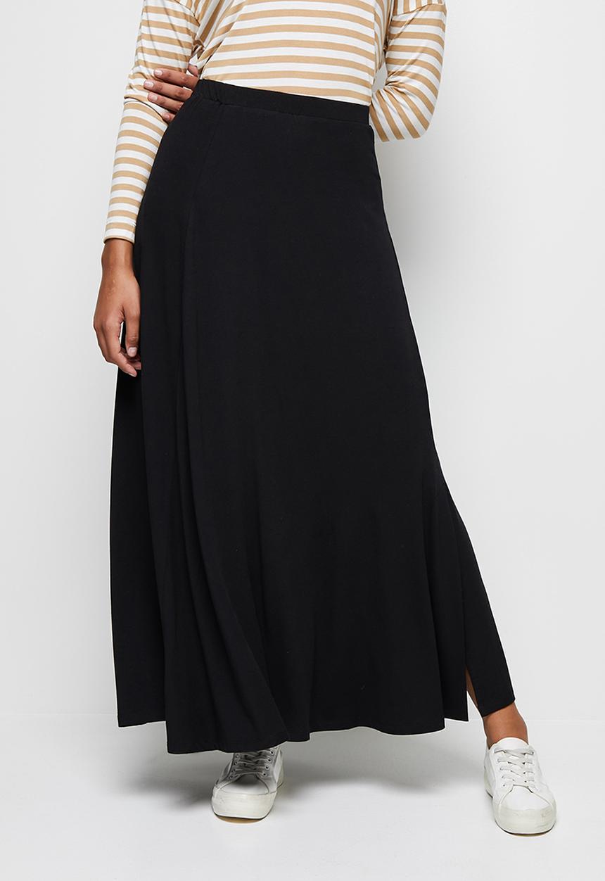edit - Slit knit maxi skirt - black