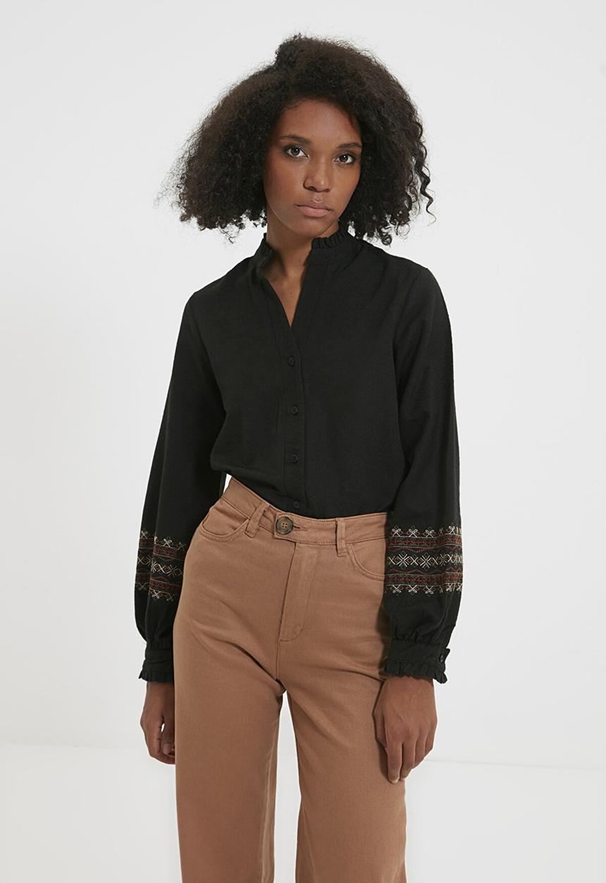Trendyol - Embroidery detailed shirt - black