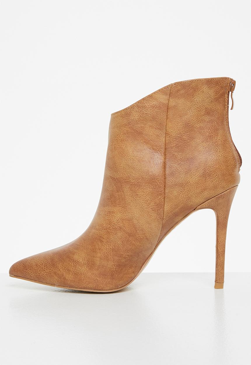 Miss Black - Boss1 ankle boot - tan