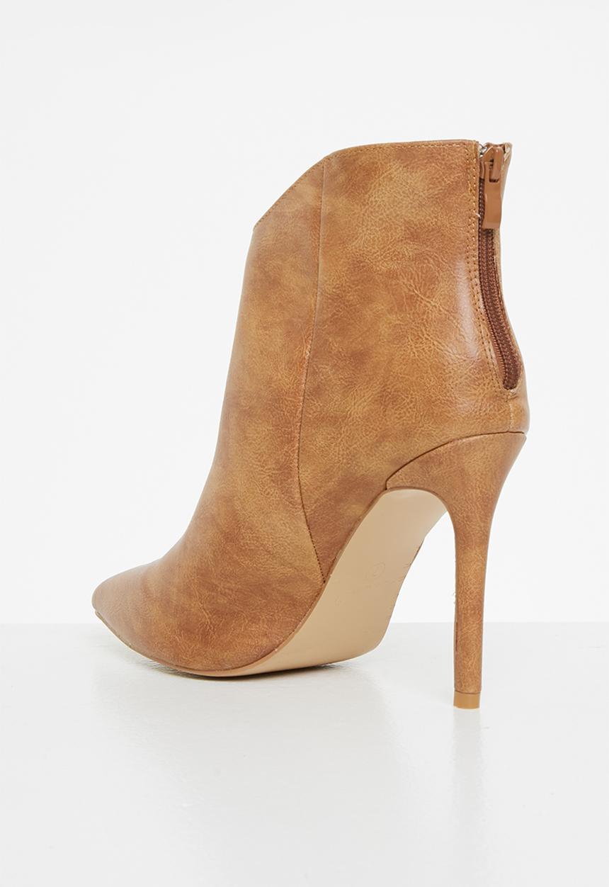 Miss Black - Boss1 ankle boot - tan