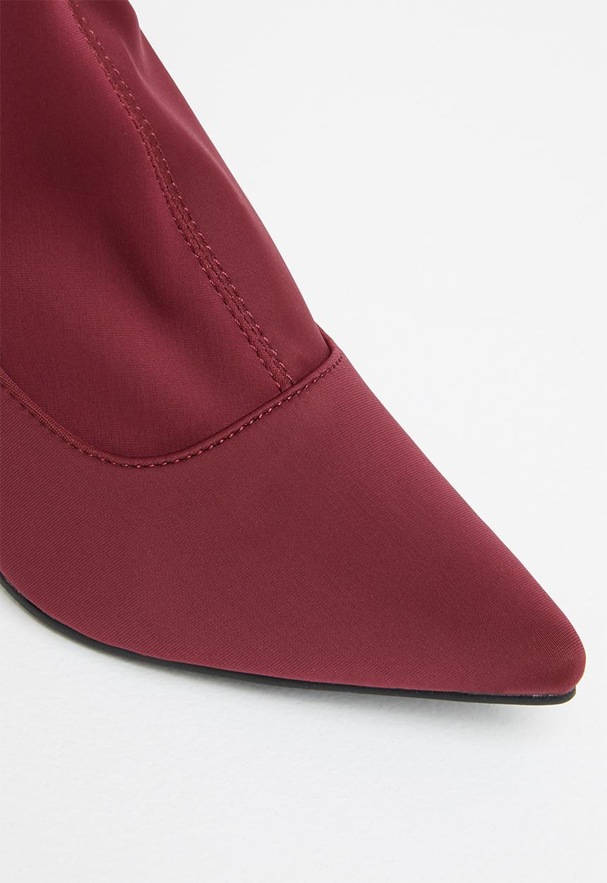Miss Black - Lykra1 sock boot - burgundy