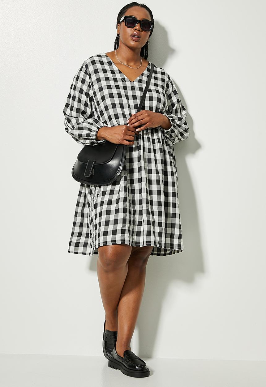 Superbalist - Waisted tier textured dress - black