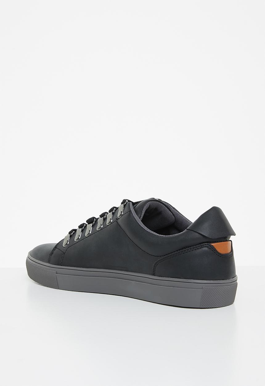 Steve Madden - Delta - black