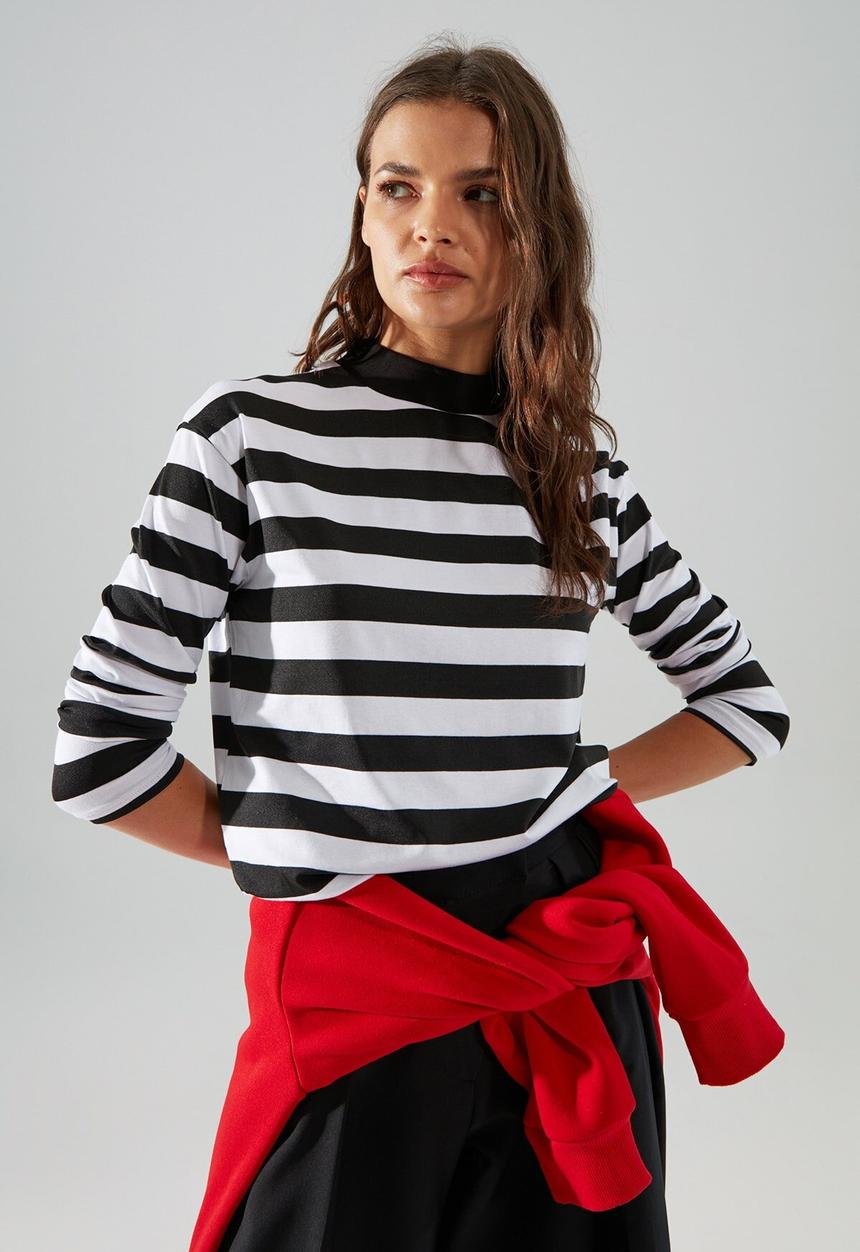 Trendyol - Striped stand up collar knitted top  - black