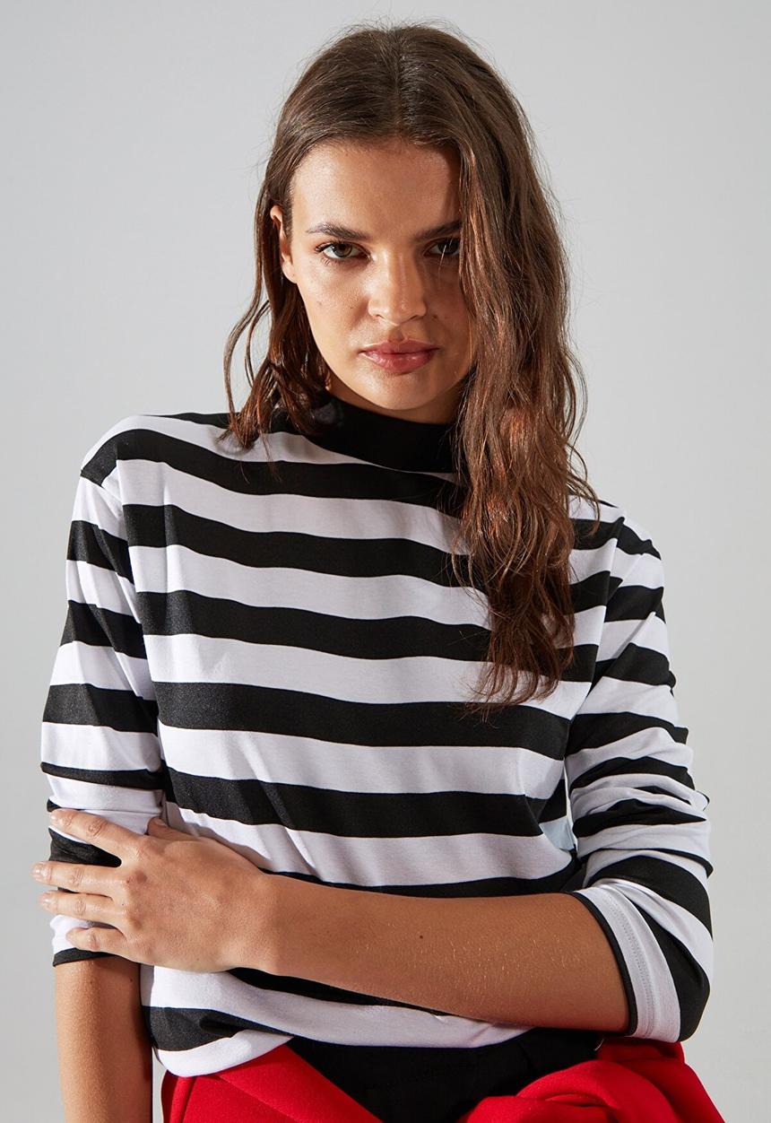 Trendyol - Striped stand up collar knitted top  - black