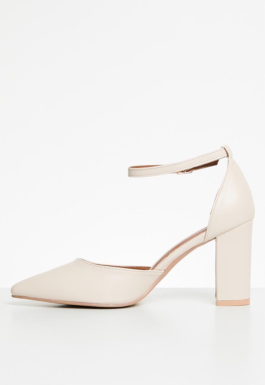Superbalist - Nala closed block heel - natural