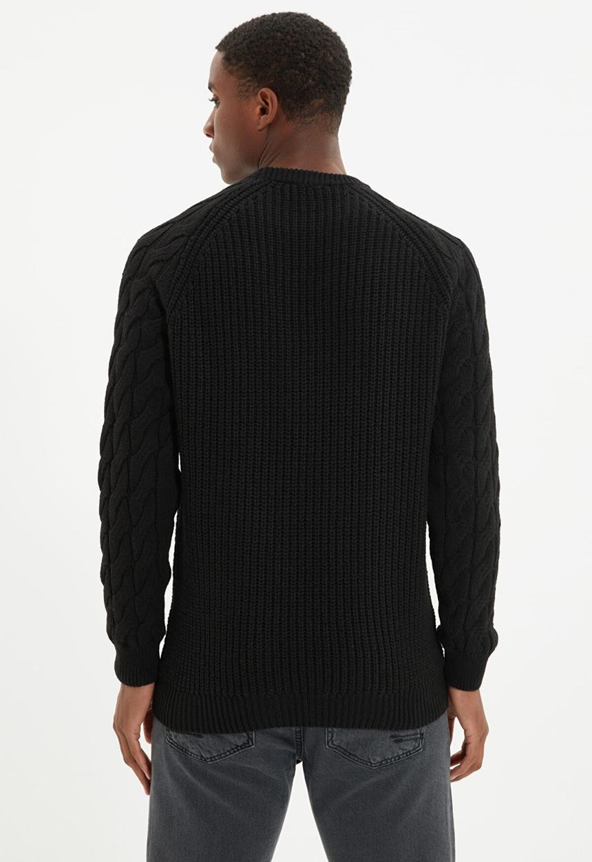 Trendyol - Textured regualr fit knit - black
