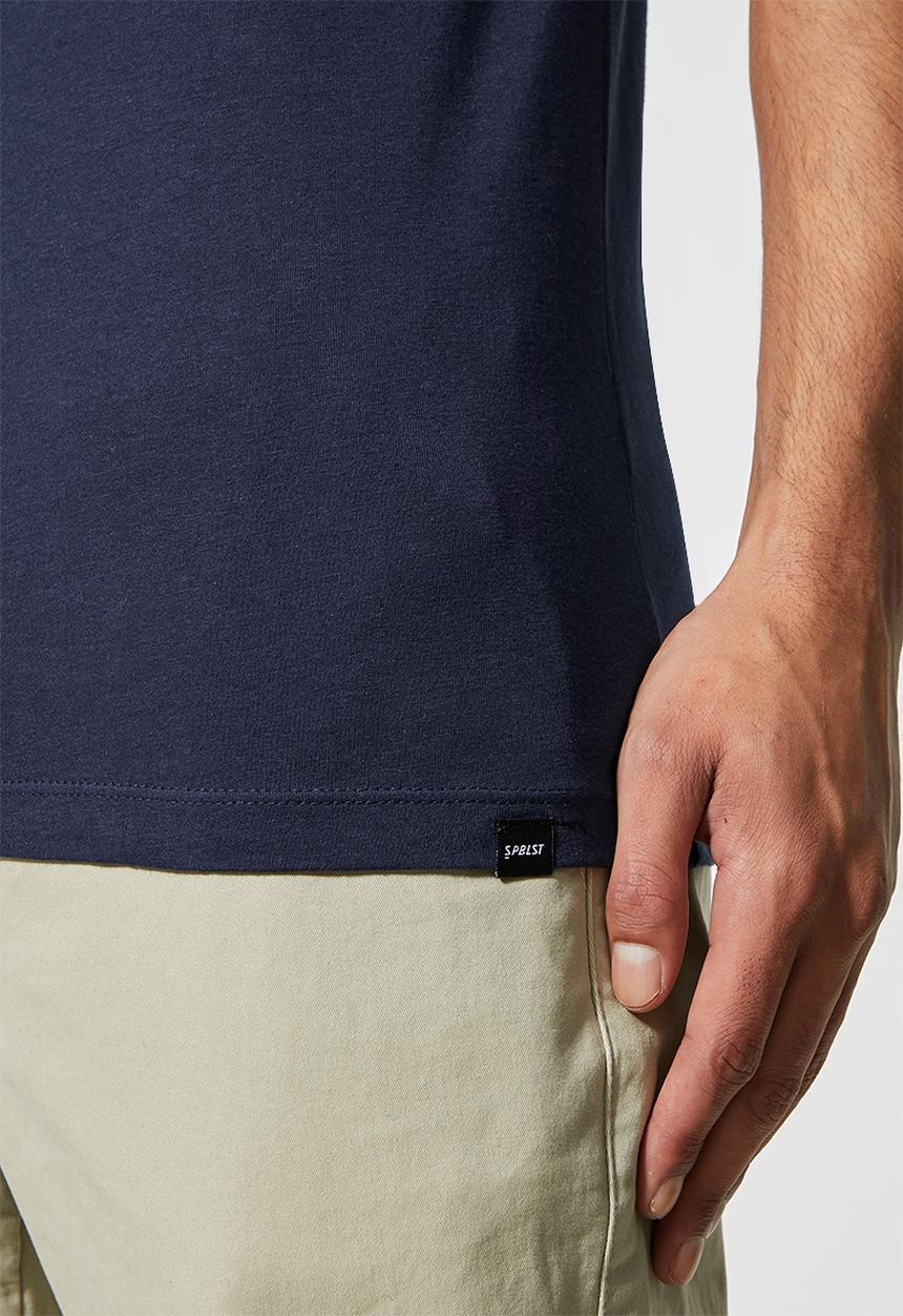 Superbalist - Dean vee neck tee - navy