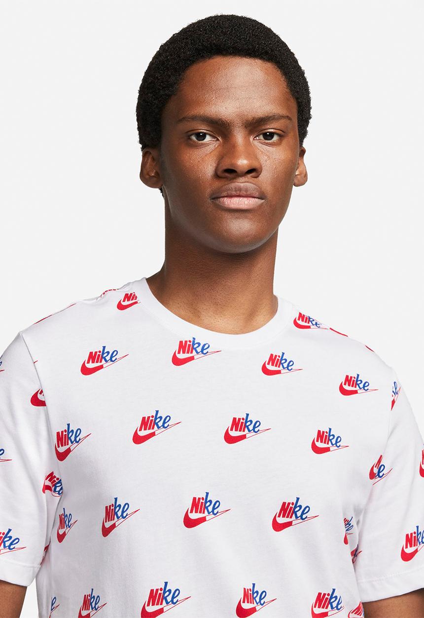 Nike - NSW All Over Print Reverse T-shirt- white
