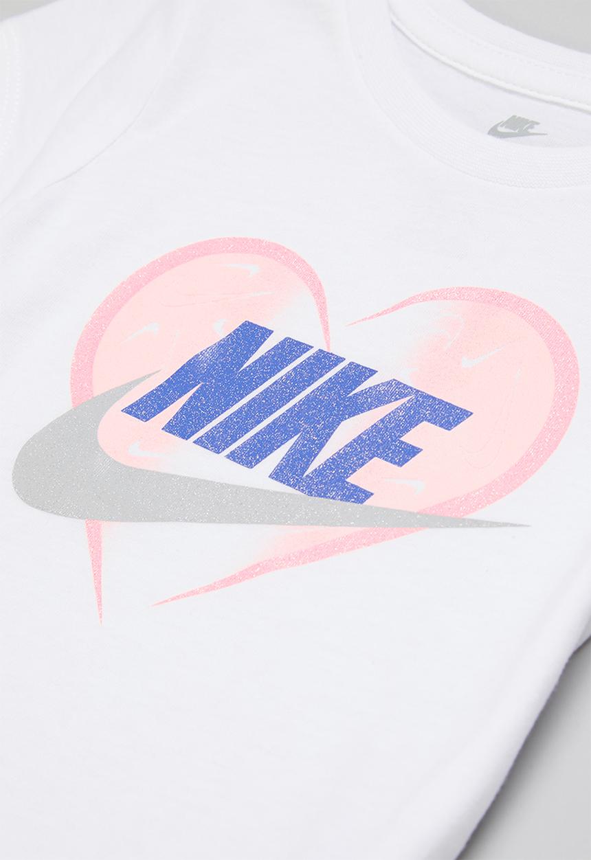 Nike - Nkg seasonal heart tee - white