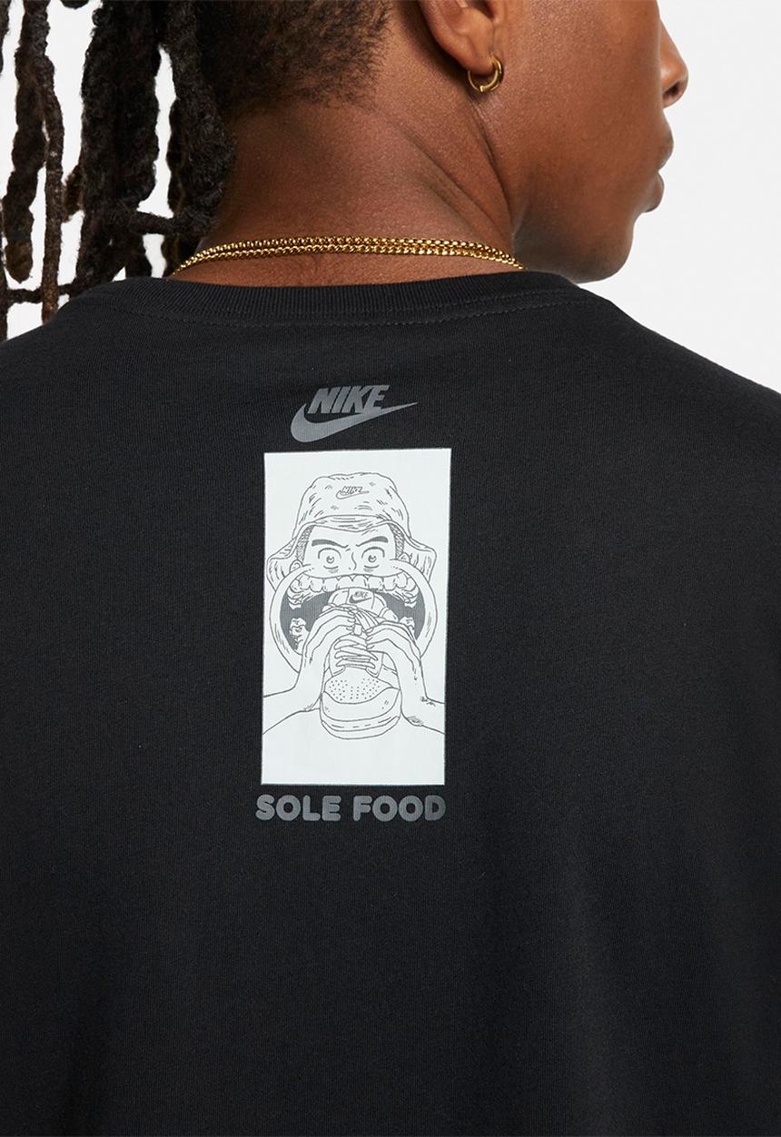 Nike - NSW Sole Food T-Shirt - black