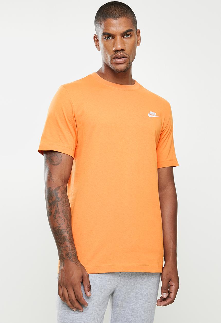 Nike - NSW Club Tee - orange hot curry