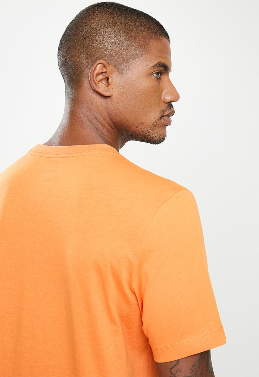 Nike - NSW Club Tee - orange hot curry