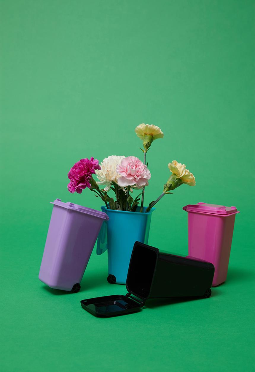 Typo - Garbage guts mini wheelie bin - electric purple