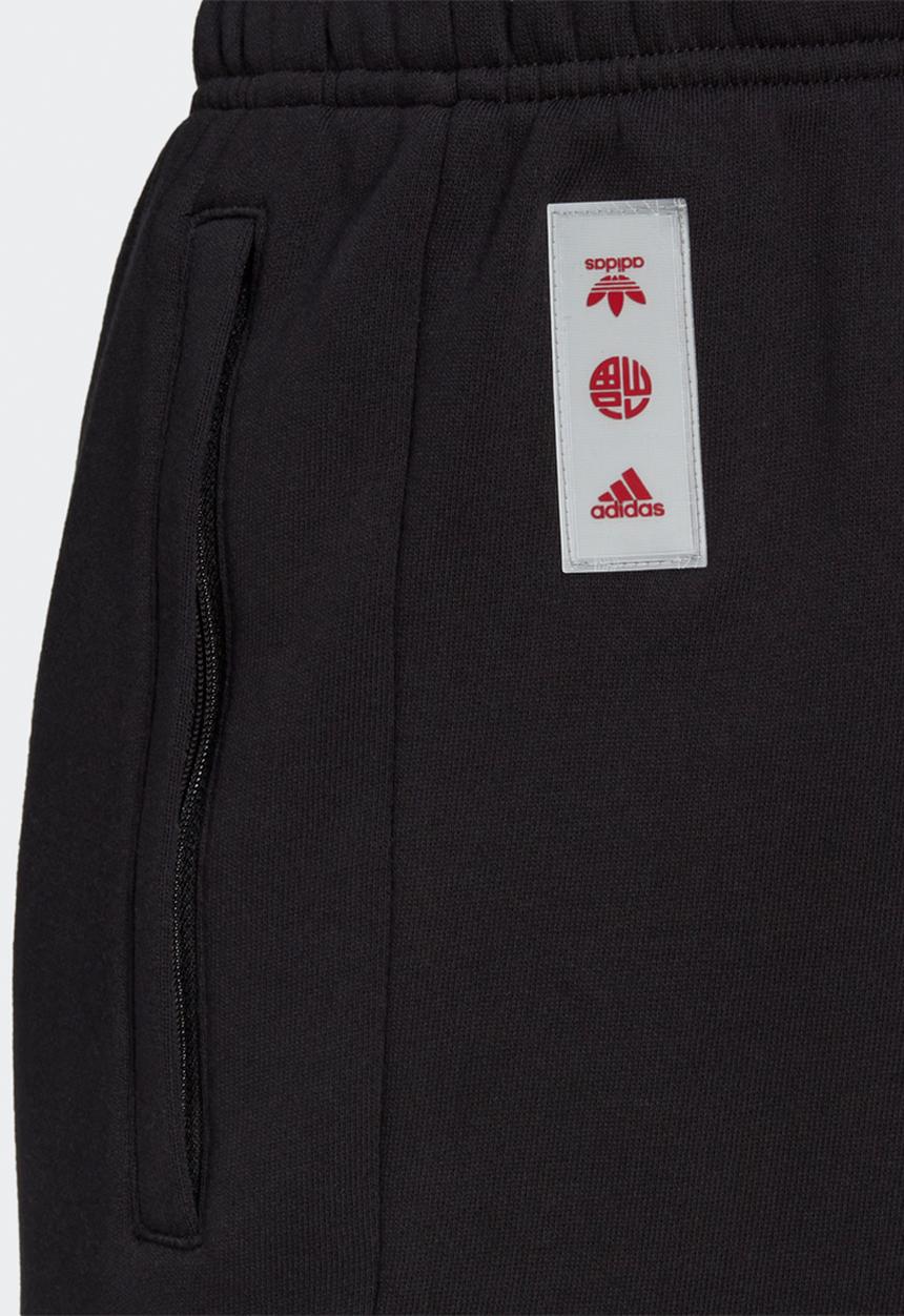 adidas Performance - MANCHESTER UNITED CNY TRACKSUIT BOTTOMS - black