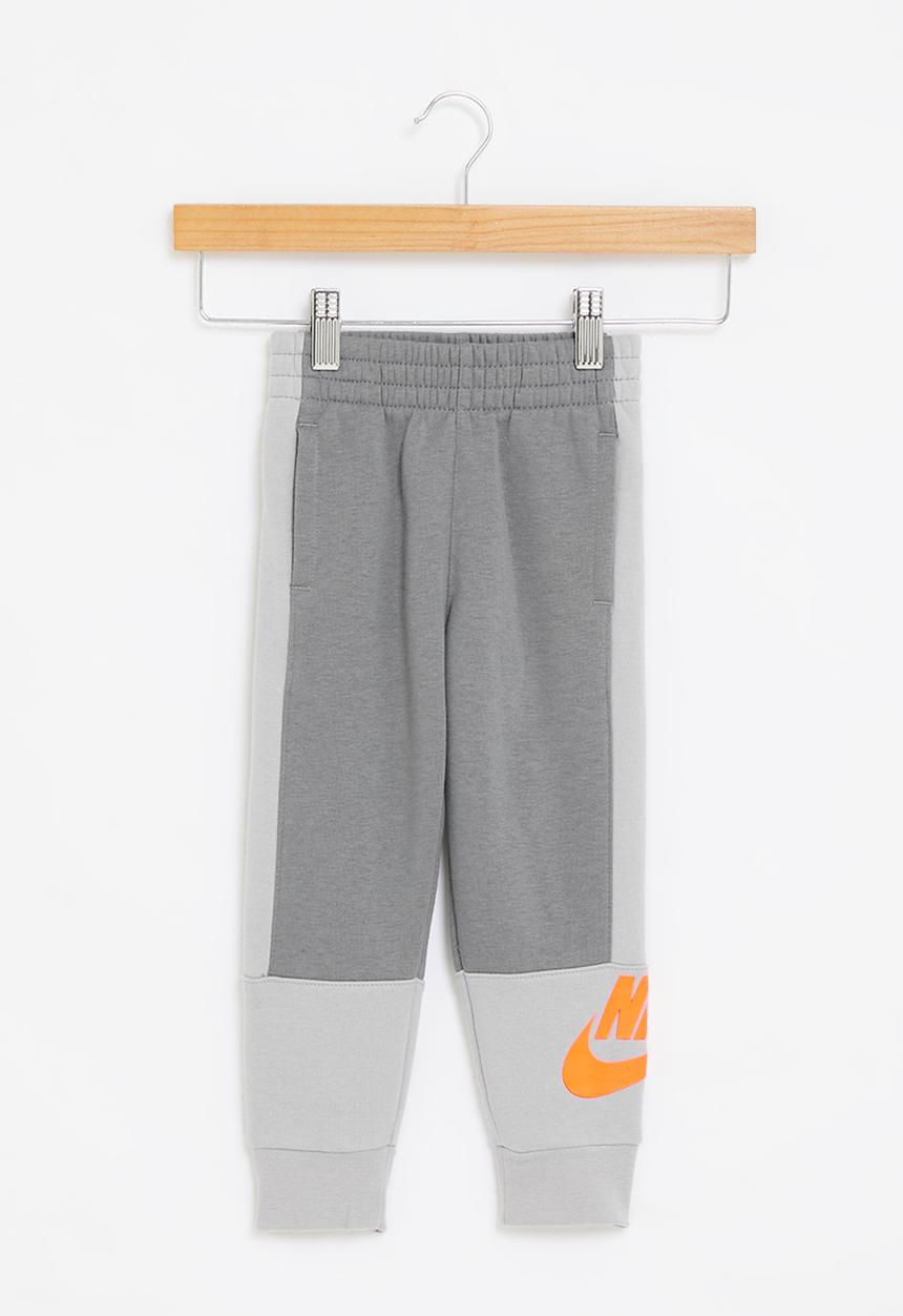 Nike - Nkb amplify pants - smoke grey
