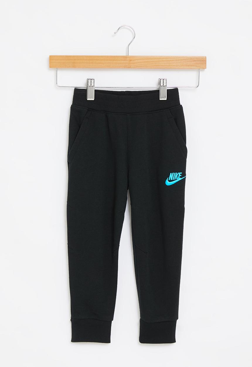 Nike - Nkb nsw club ft jogger aop - black