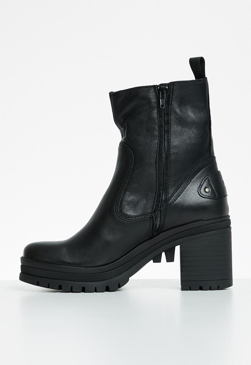 Palladium Manufacture - Mona 01 nappa leather - black