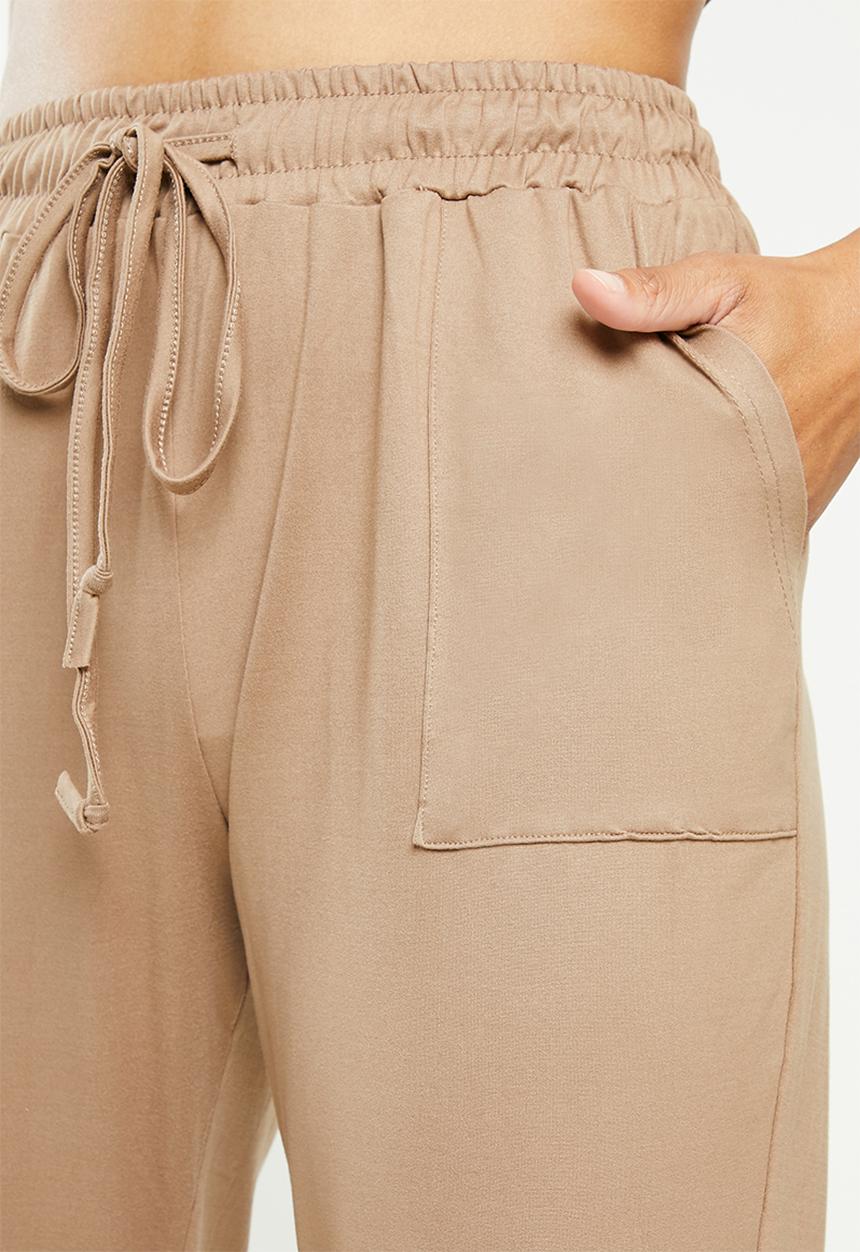dailyfriday - 3 piece jogger set - tan
