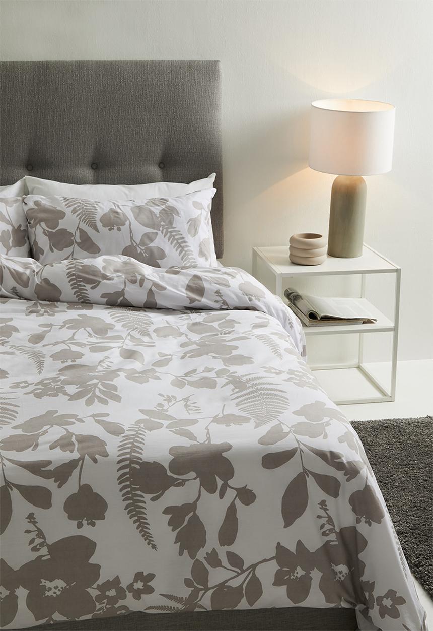 Sixth Floor - Cut out floral printed duvet set - natural