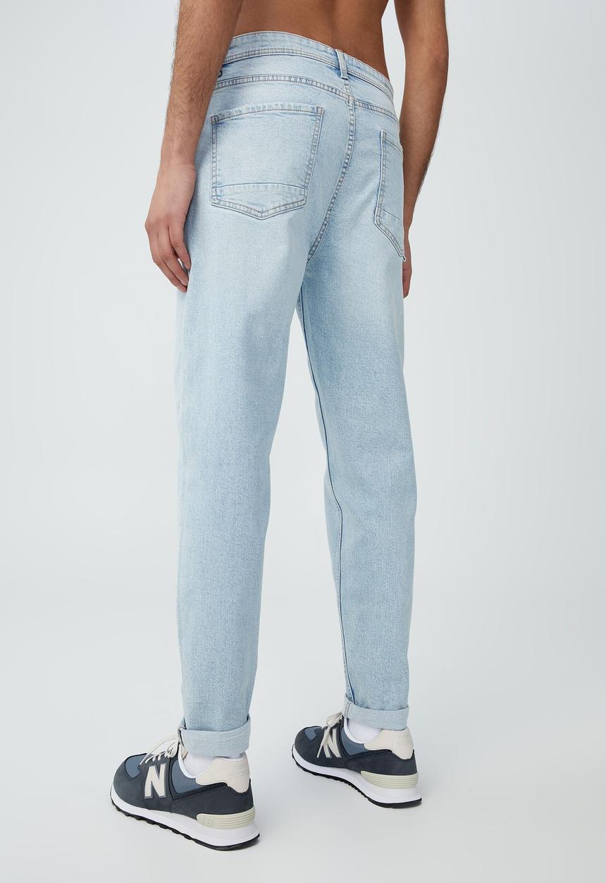 Cotton On - Relaxed tapered jean - vapour blue
