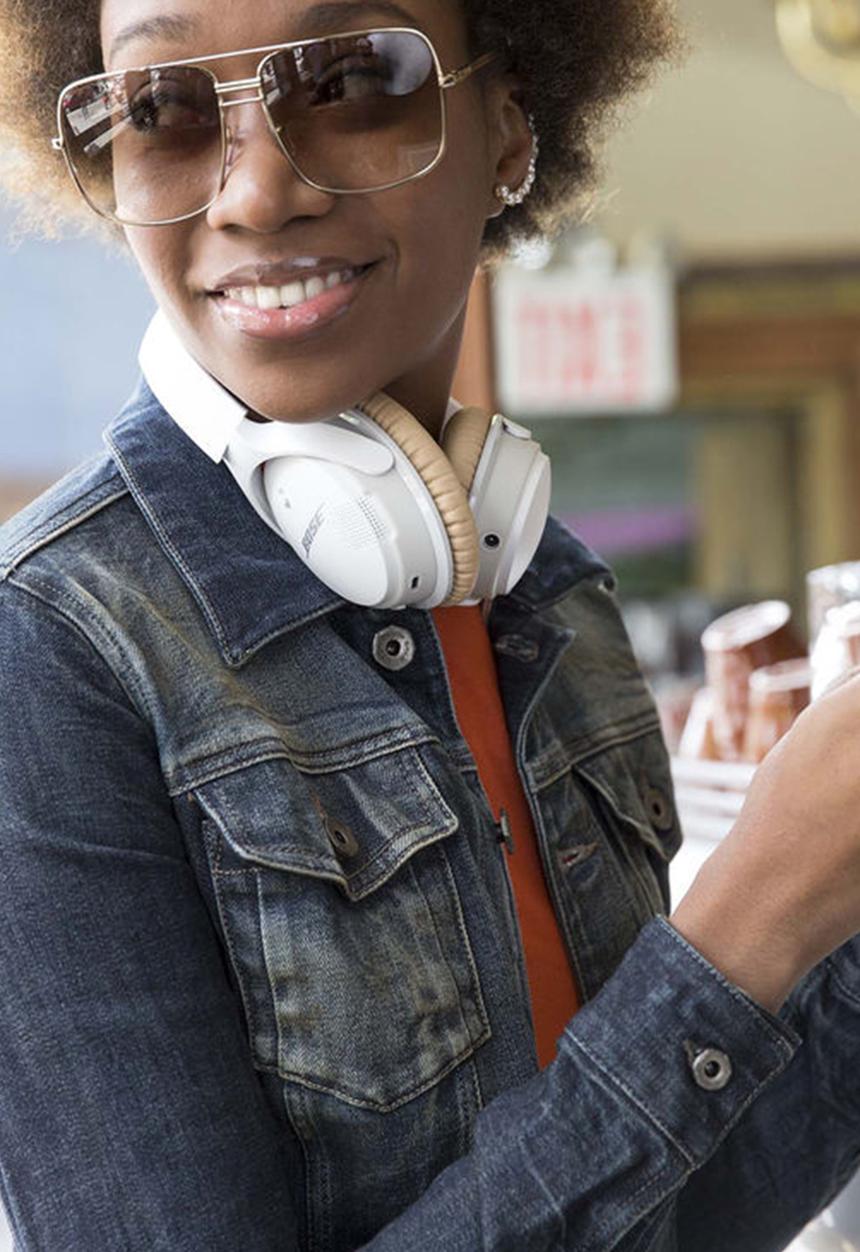 Bose - Soundlink around ear wireless headphones ii - white