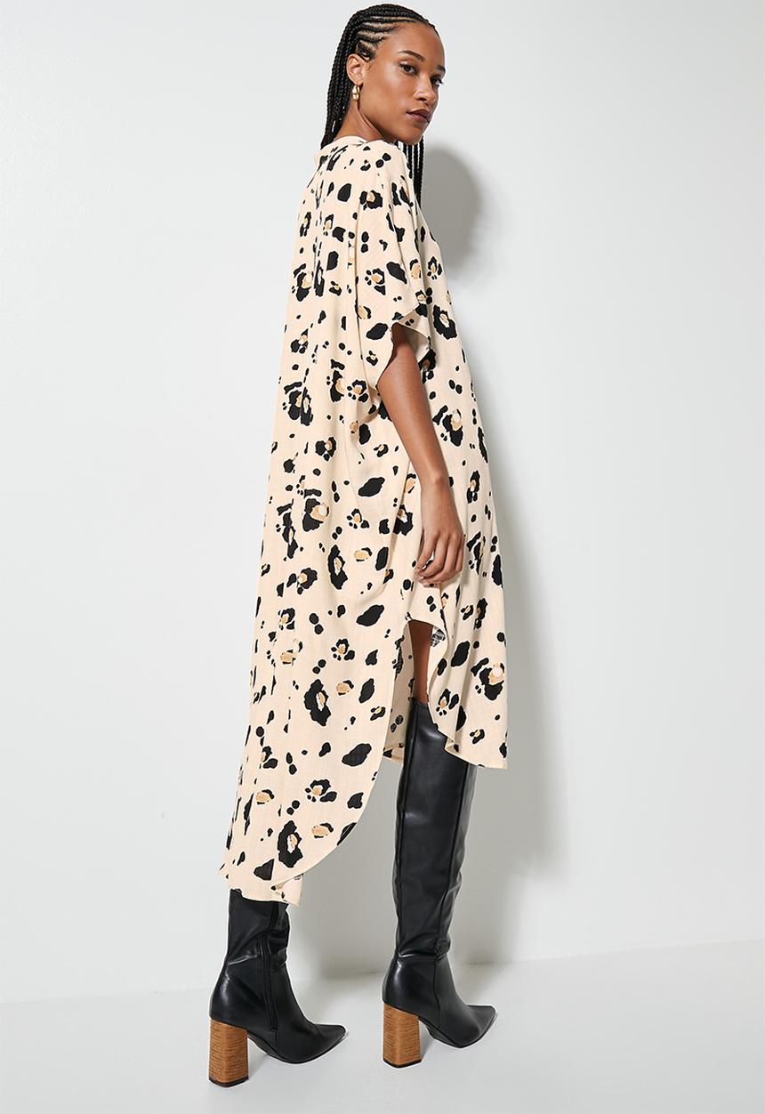VELVET - Mandarin collar kaftan dress - neutral abstract