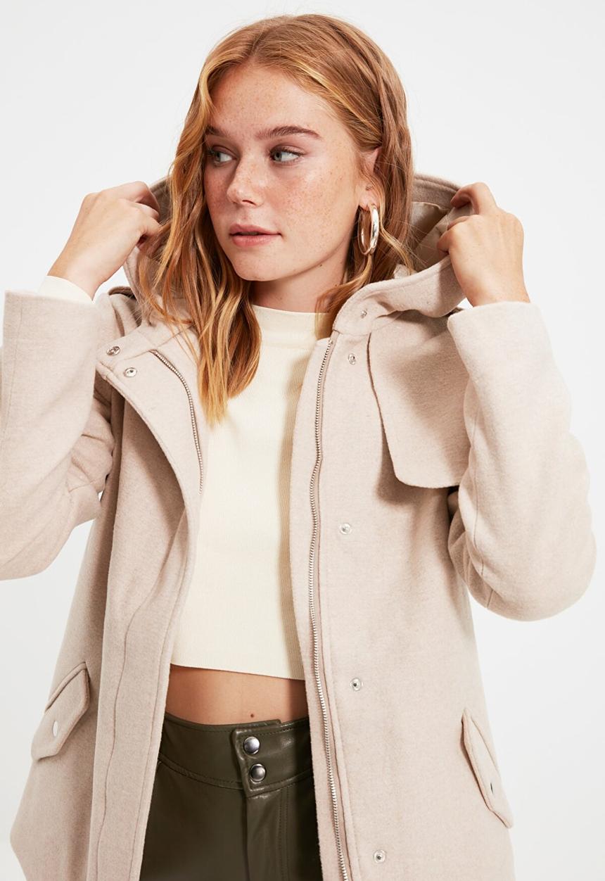 Trendyol - Hooded zipper closure cachet coat - beige