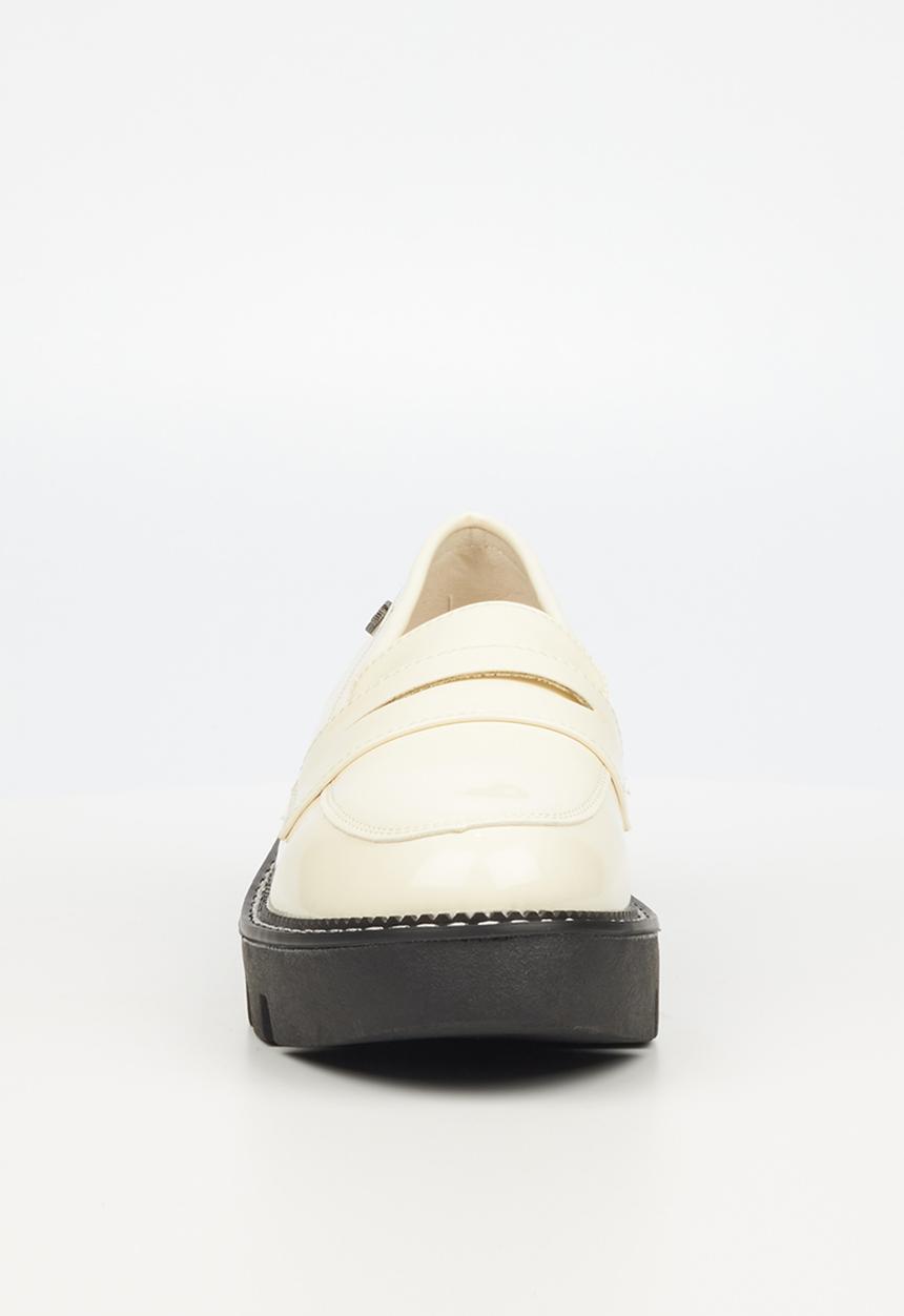 Butterfly Feet - Rileigh 1 lug sole loafer - bone