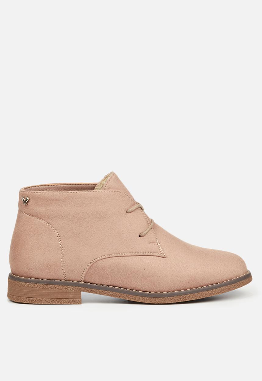 Butterfly Feet - Essex 1 suede chukka boot - pink
