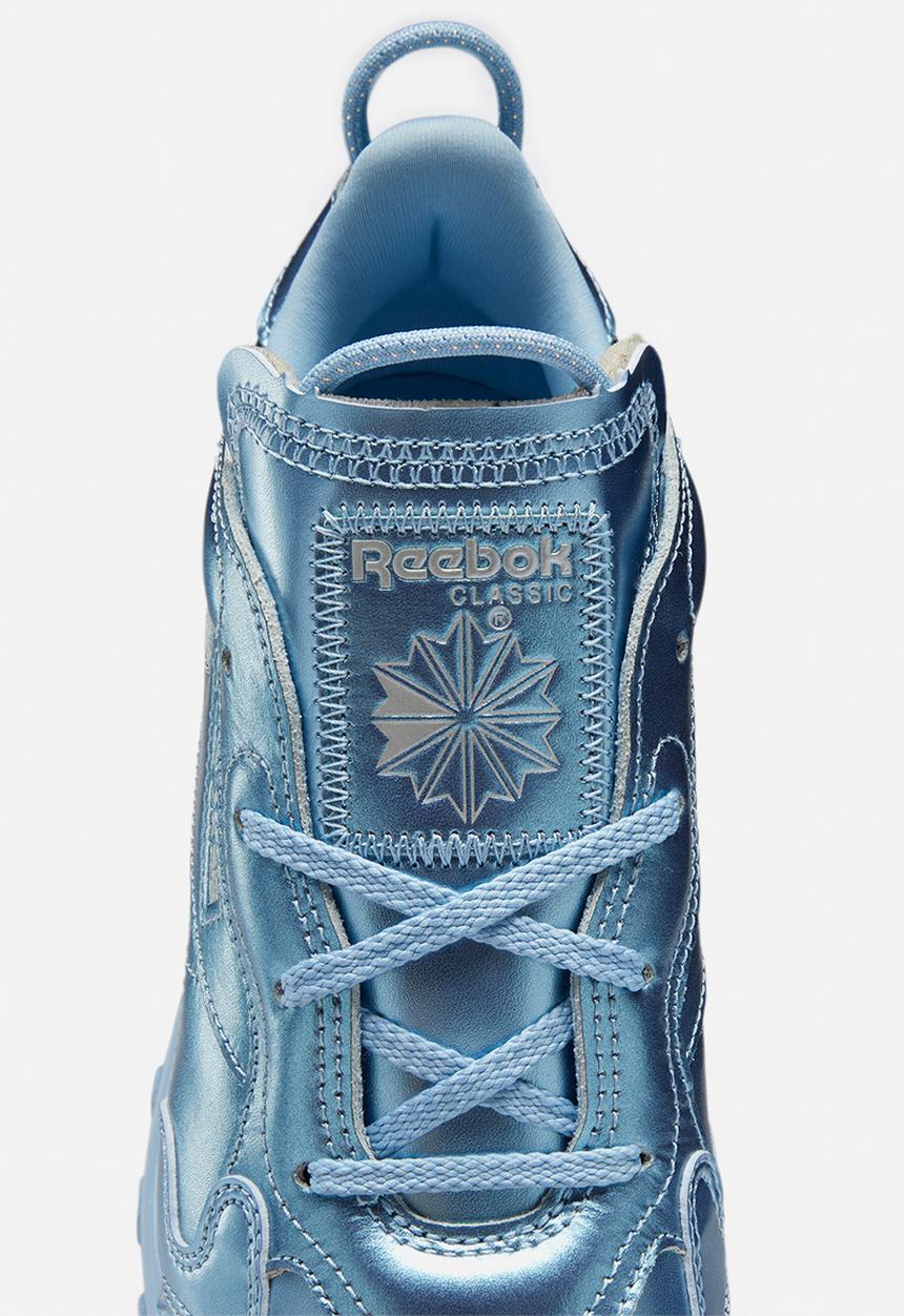 Reebok -  Classic Leather x CARDI B