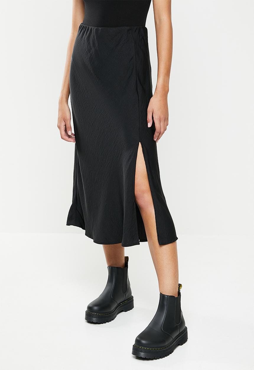 Cotton On - High waisted satin mid split skirt - black