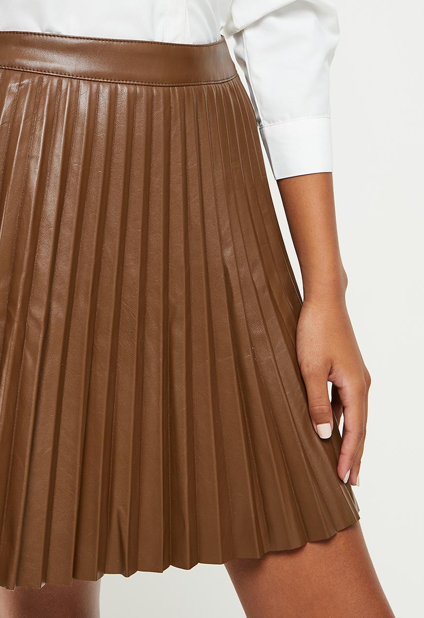 Glamorous - Pu pleated skirt - brown