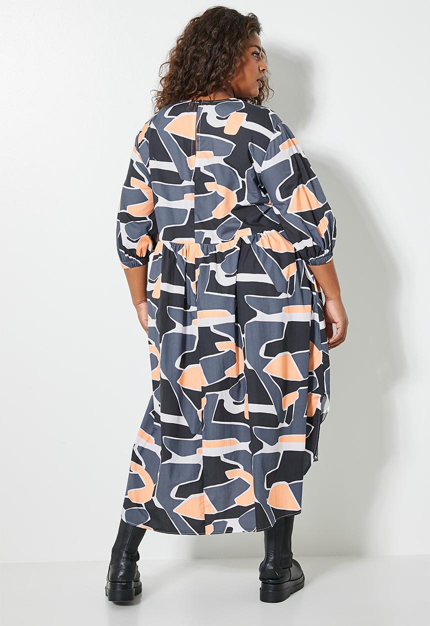 Superbalist - Curved hem babydoll midi dress - art class pop print