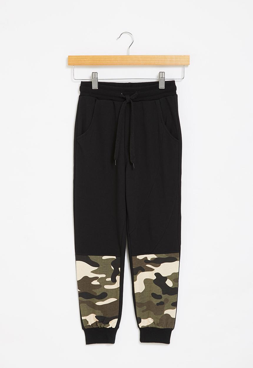 Rebel Republic - Camo jogger - black